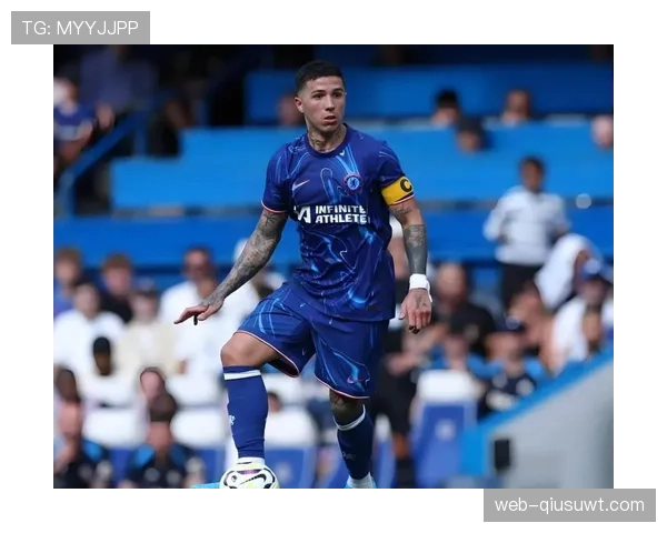 巴尔韦德与恩佐·费尔南德斯：新生代中场核心的能力差异与上限解析