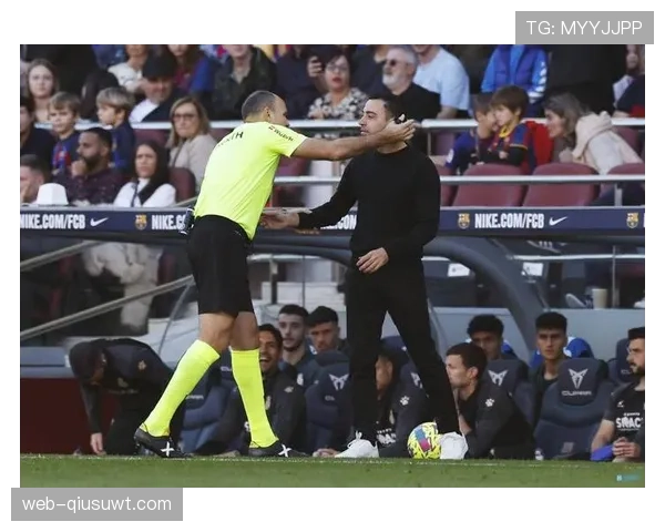 加维比赛风格中红黄牌频发的根源与机制解析